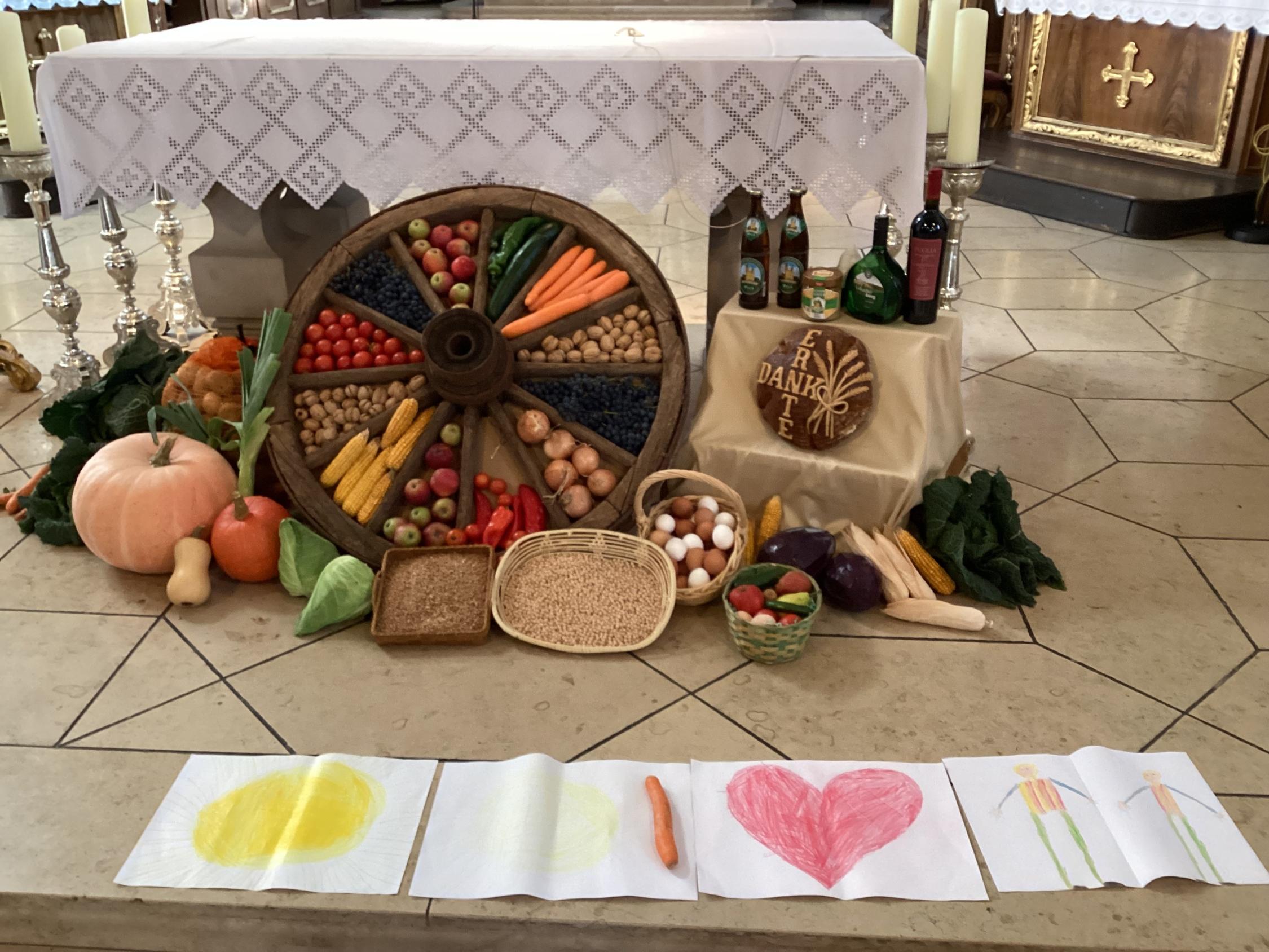 Erntedankandacht in der Kirche